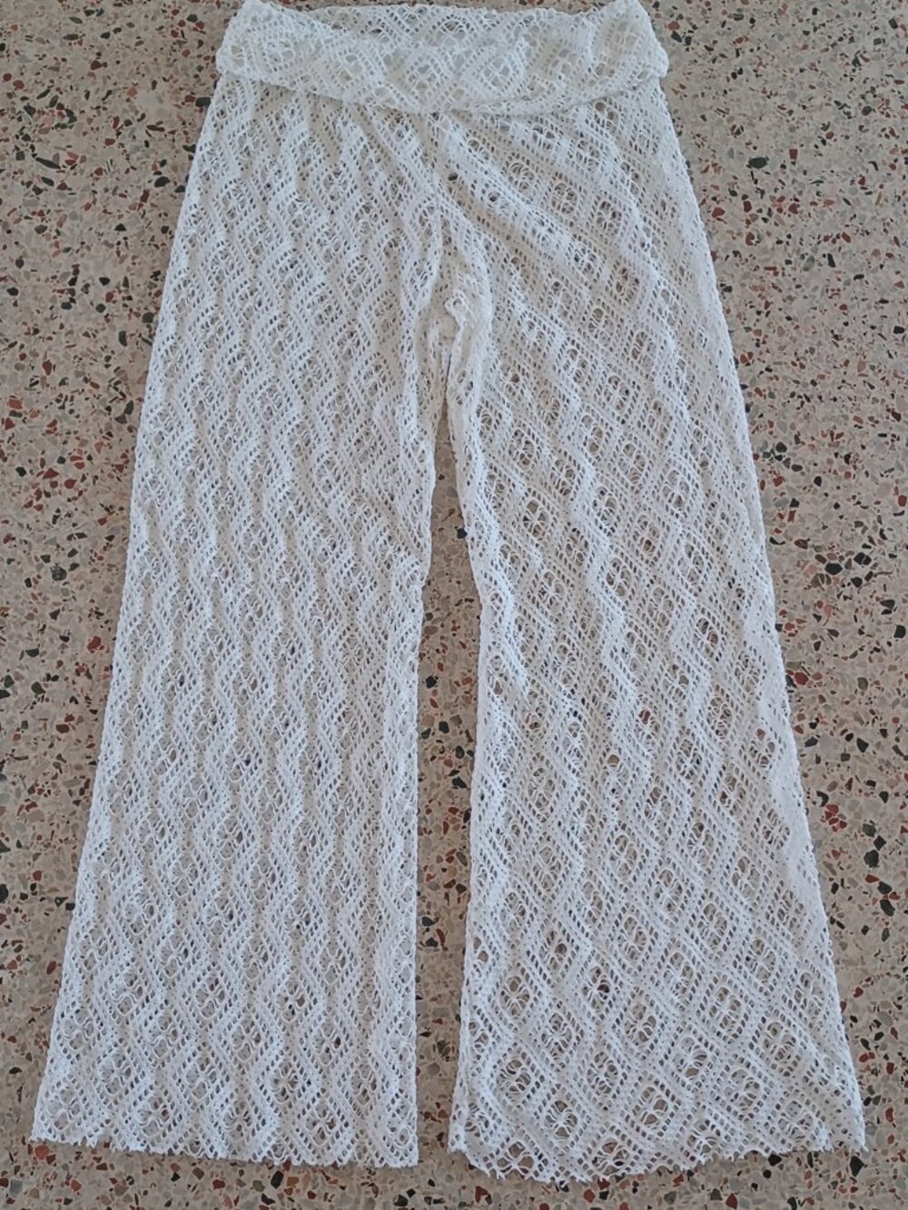BEACH COVERUP Lacy look Beach Pants Size Small NWOT